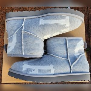 AUTHENTIC💯 UGG x Telfar Fleece Mini